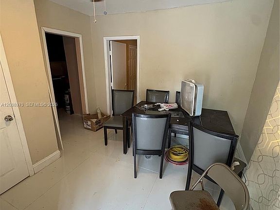 3rd image of 7812 NE Miami Ct