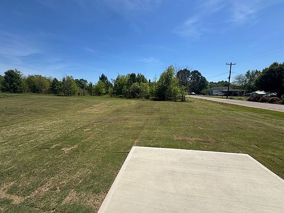 2nd image of 177 Cougar Ln