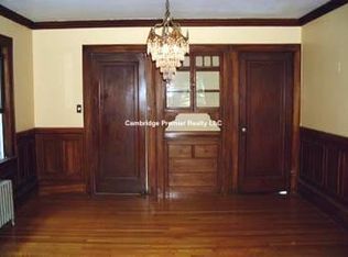 4 Seagrave Rd #1, Cambridge, MA 02140