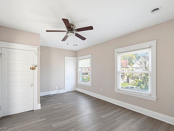 5th image of 3607 Daisy Ave