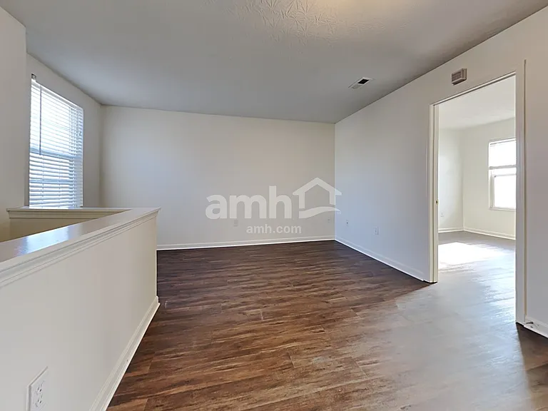 7797 Highbrook Dr — Photo 11
