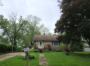 215 Maple St, Crown Point, IN 46307