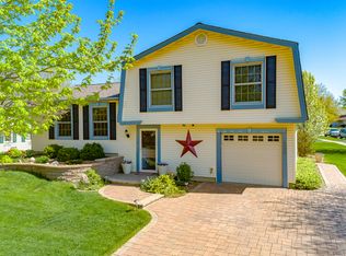 400 N Pinecrest Rd, Bolingbrook, IL 60440