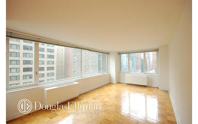 Rented by Douglas Elliman | media 36