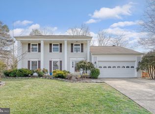 4711 Logwood Ln, Chantilly, VA 20151