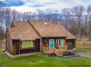 749 Willow Brook Rd, Clinton Corners, NY 12514