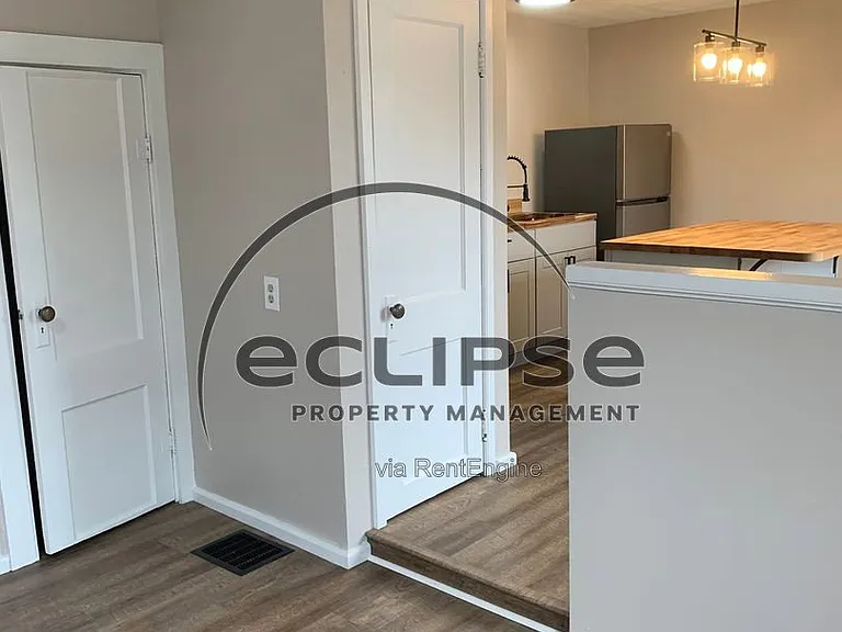 202 N Main St #3 — Photo 5