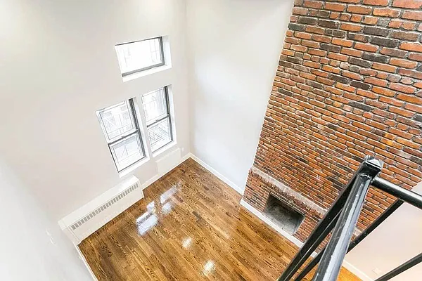 Rented by Vector New York, LLC | media 3