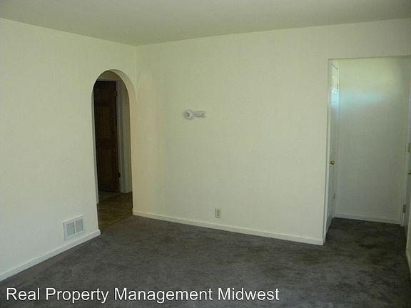 5th image of 750 W 4th St