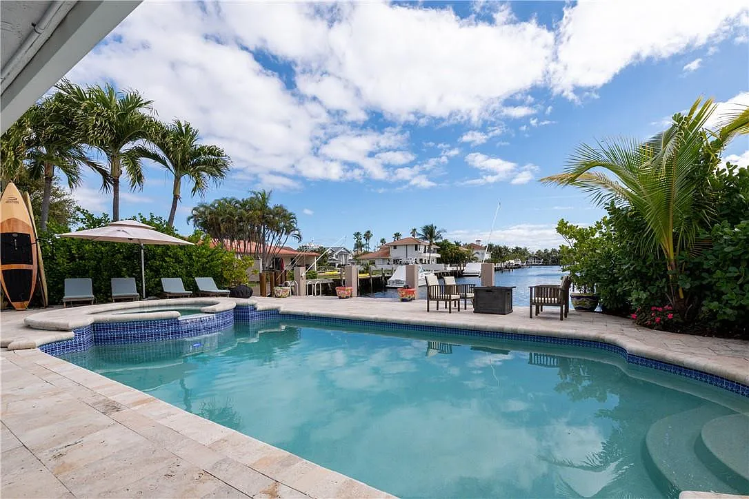 4 bed, 3.0 bath, 2189 sqft, $20,000 — Photo 1