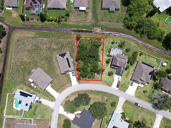2nd image of 4205 SW Oblique Street