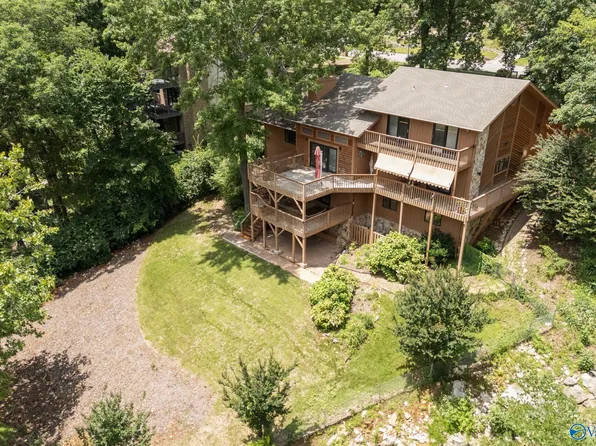 1416 Chandler Rd SE, Huntsville, AL 35801