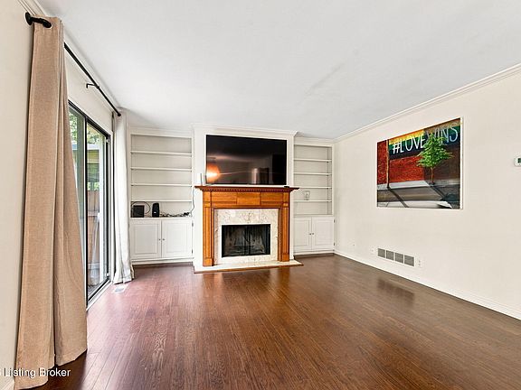 3rd image of 3607 Brownsboro Rd APT 16