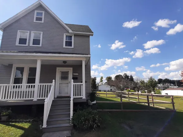 218 Spruce St, Cresson, PA 16630