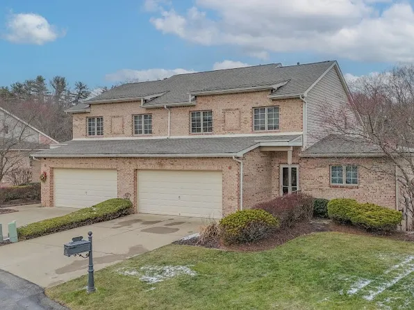 100 Bridgewater Dr, Oakdale, PA 15071