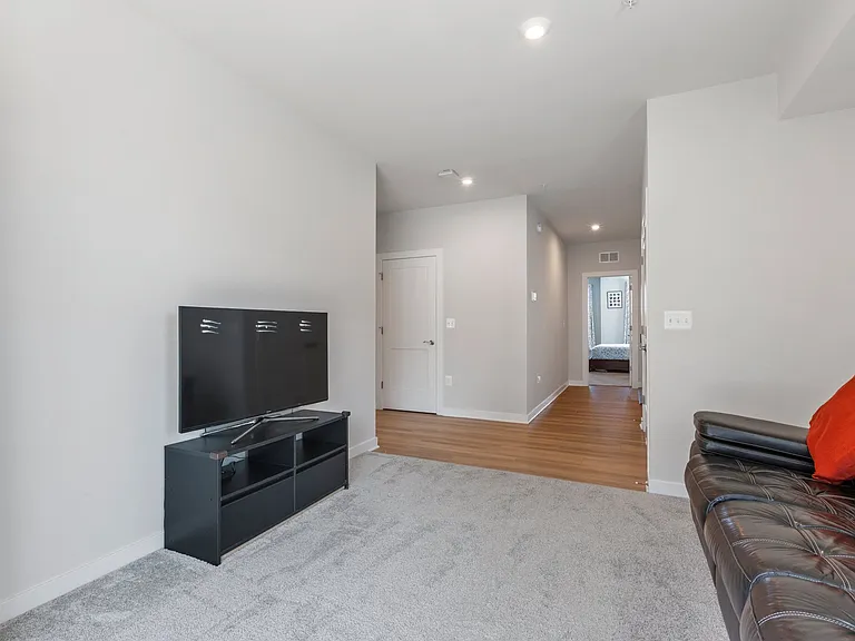 44504 Wolfhound Sq — Photo 12
