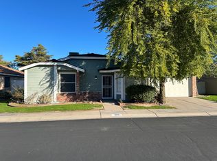 320 E Campo Bello Dr, Phoenix, AZ 85022