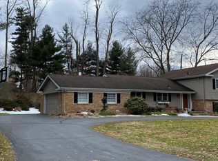 157 Smithfield Rd, Battle Creek, MI 49015