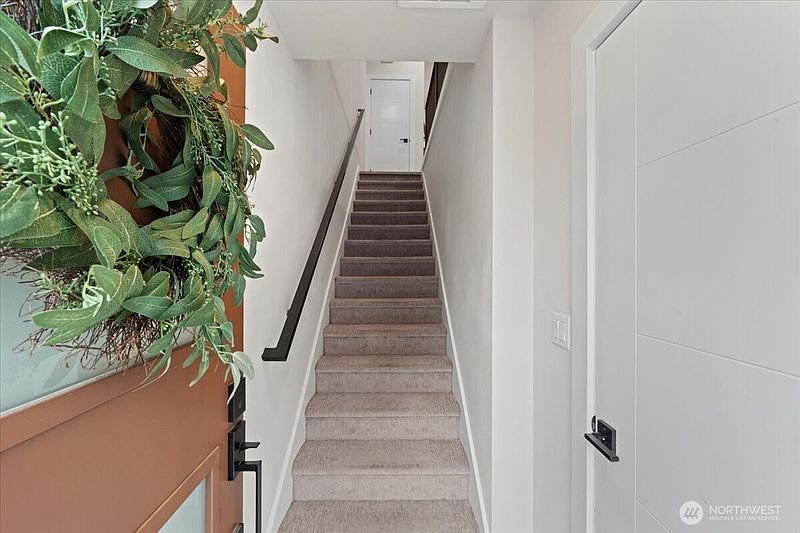 3rd image of 17335 90th Drive NE #B