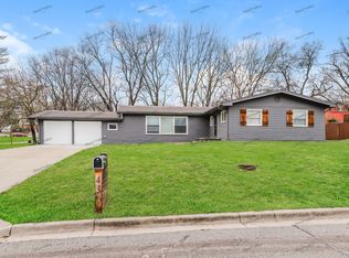 436 N Grover St, Liberty, MO 64068