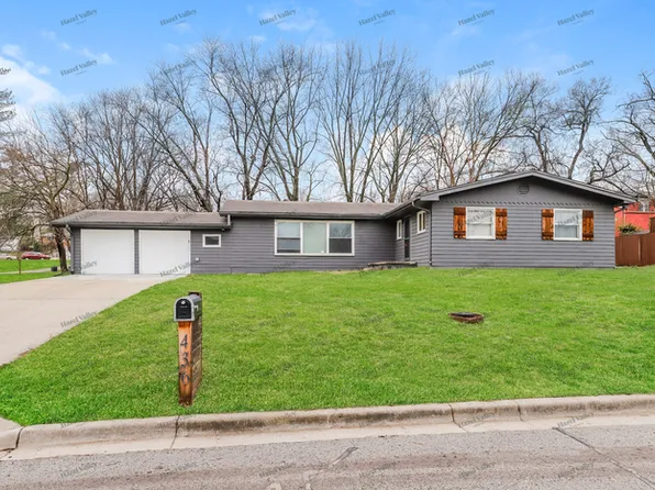 436 N Grover St, Liberty, MO 64068