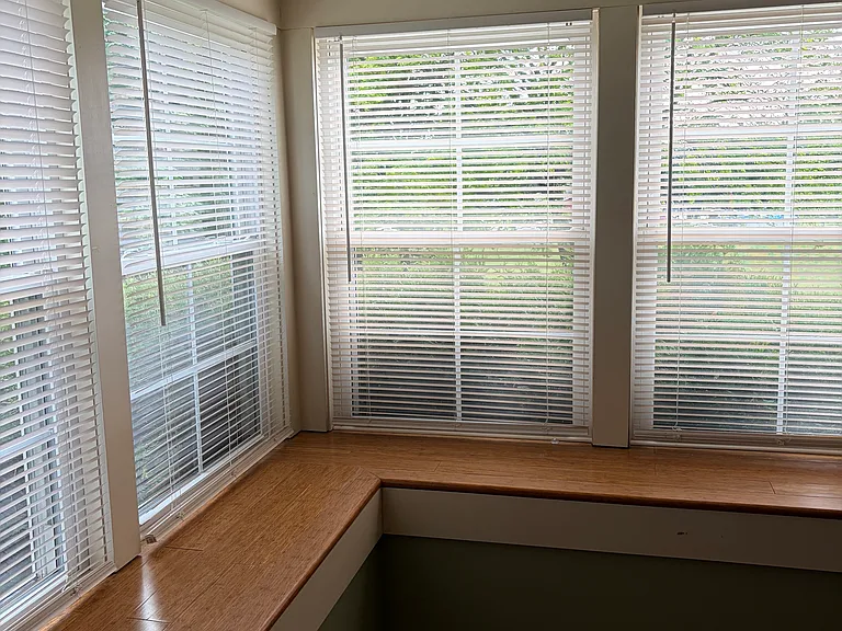 W235N8019 Woodside Rd — Photo 12