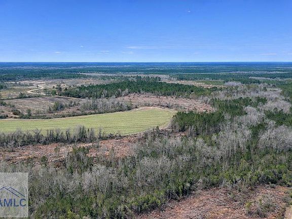 5th image of 4 Reddish Rd