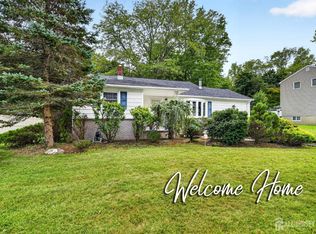 38 Sherwood Ave, East Brunswick, NJ 08816