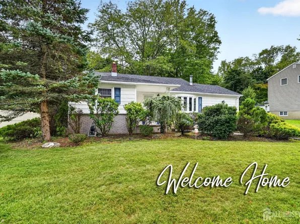 38 Sherwood Ave, East Brunswick, NJ 08816