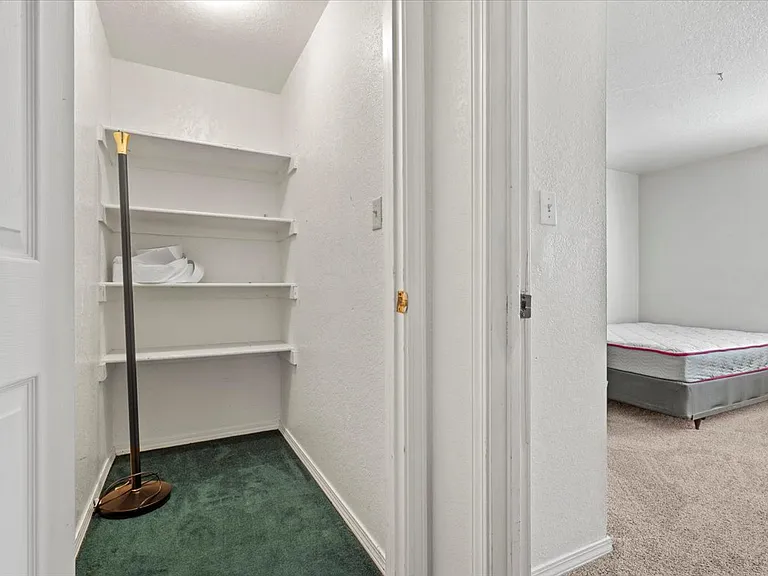 724 W 1720 N #103 — Photo 25
