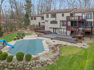 4400 Glenrose Ter, Kalamazoo, MI 49008