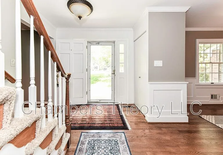 8504 Shadeway Pl — Photo 2