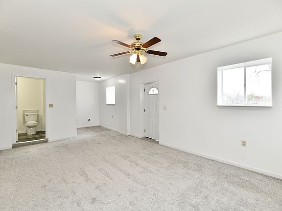 3rd image of 463 N Lasalle St #2