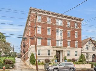 35 Tudor St APT 10, Lynn, MA 01902