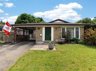 29 Northwood Dr, Brampton, ON L6X 2L3