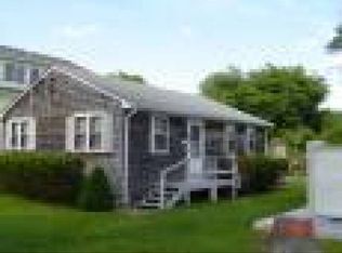 99 Rosebriar Ave, South Kingstown, RI 02879