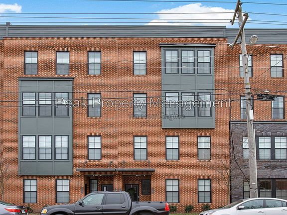2nd image of 1459 Overbrook Rd