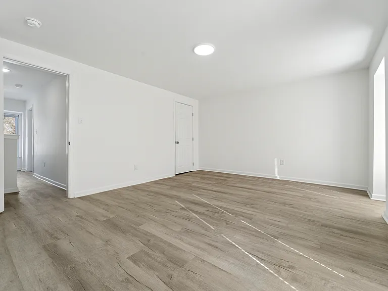 127 W Seymour St #1 — Photo 7