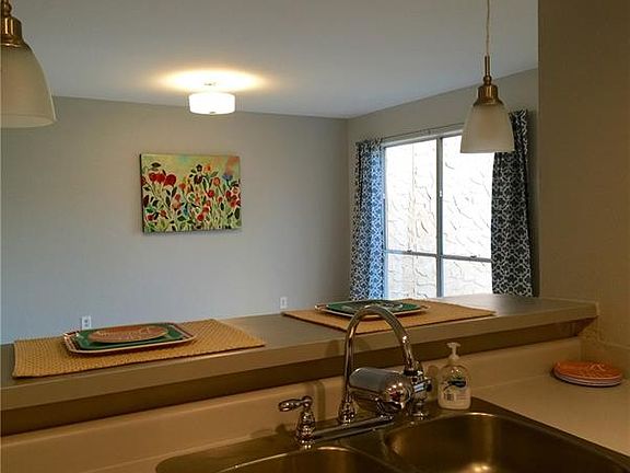 5th image of 2109 Westmoor Pl