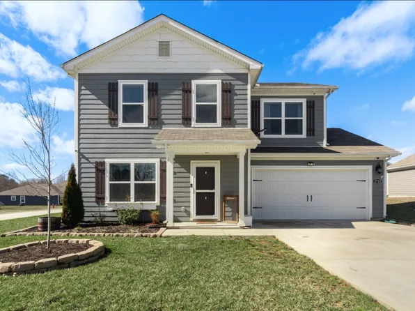 2722 Swarm Ct, Columbia, TN 38401