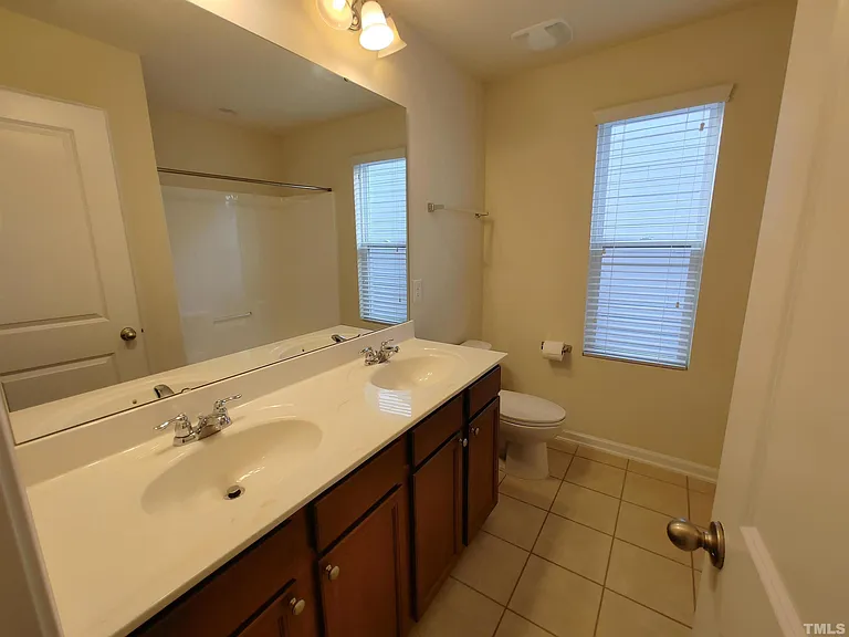115 Glenview Ln — Photo 21