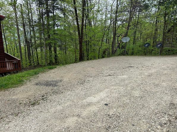 82 Tanzinate, Slade, KY 40376