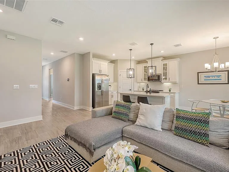 491 Daylily Blvd — Photo 6