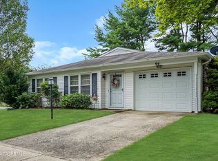 94 Lauren Ln, Brick, NJ
