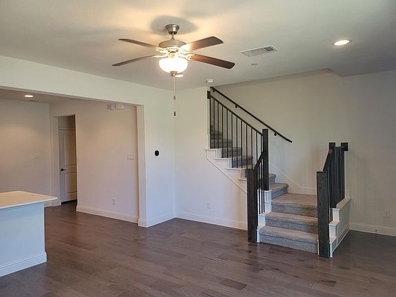 2nd image of 2504 Jameson Ln