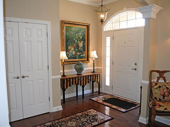 4th image of 10950 Fairwoods Dr
