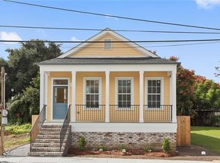 718 Charbonnet St, New Orleans, LA 70117