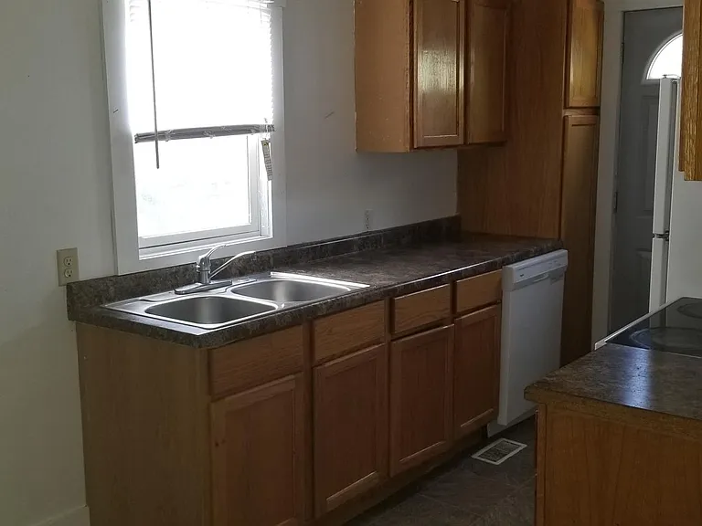 2502 Adams St — Photo 5