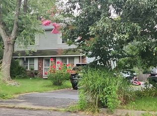 24 Lay Dr #A/B, Franklinville, NJ 08322