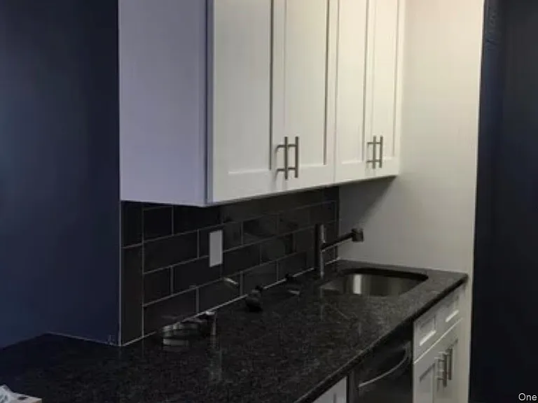 650 Shore Rd #1Q — Photo 8